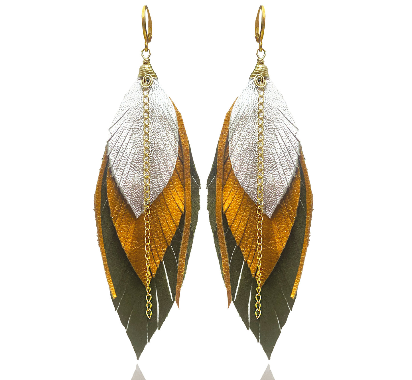 Aretes Ara Militar