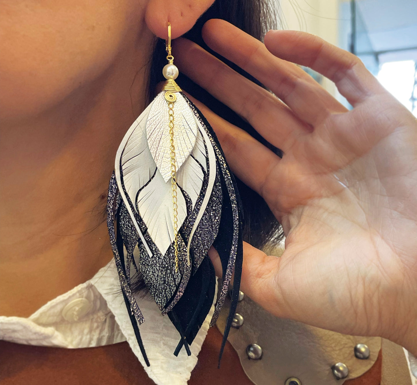 Aretes Multipluma Chico Tailandia Negro