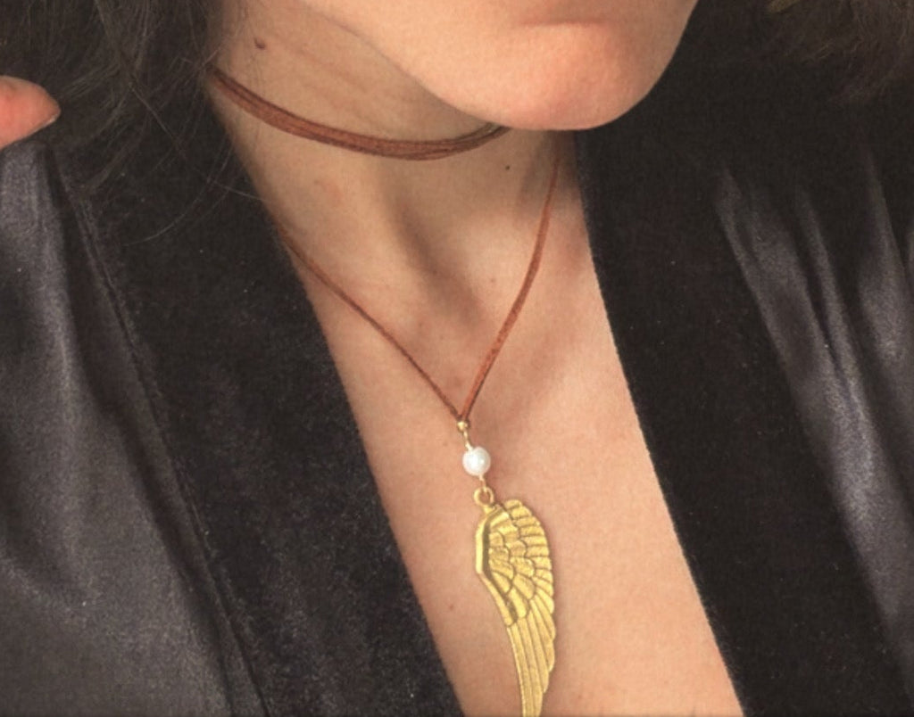Conjunto Alas de Ángel con cuero dorado