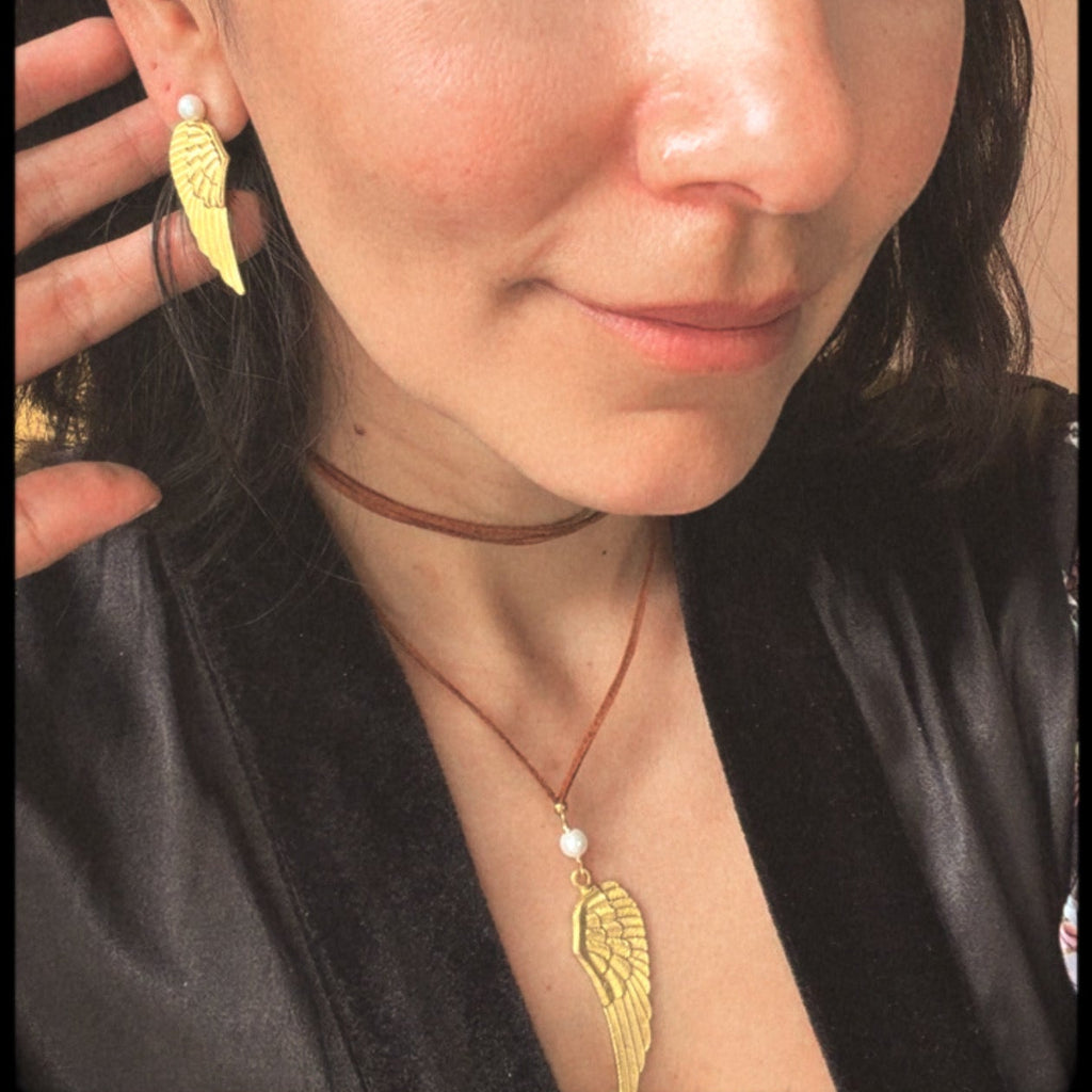 Conjunto Alas de Ángel con cuero dorado