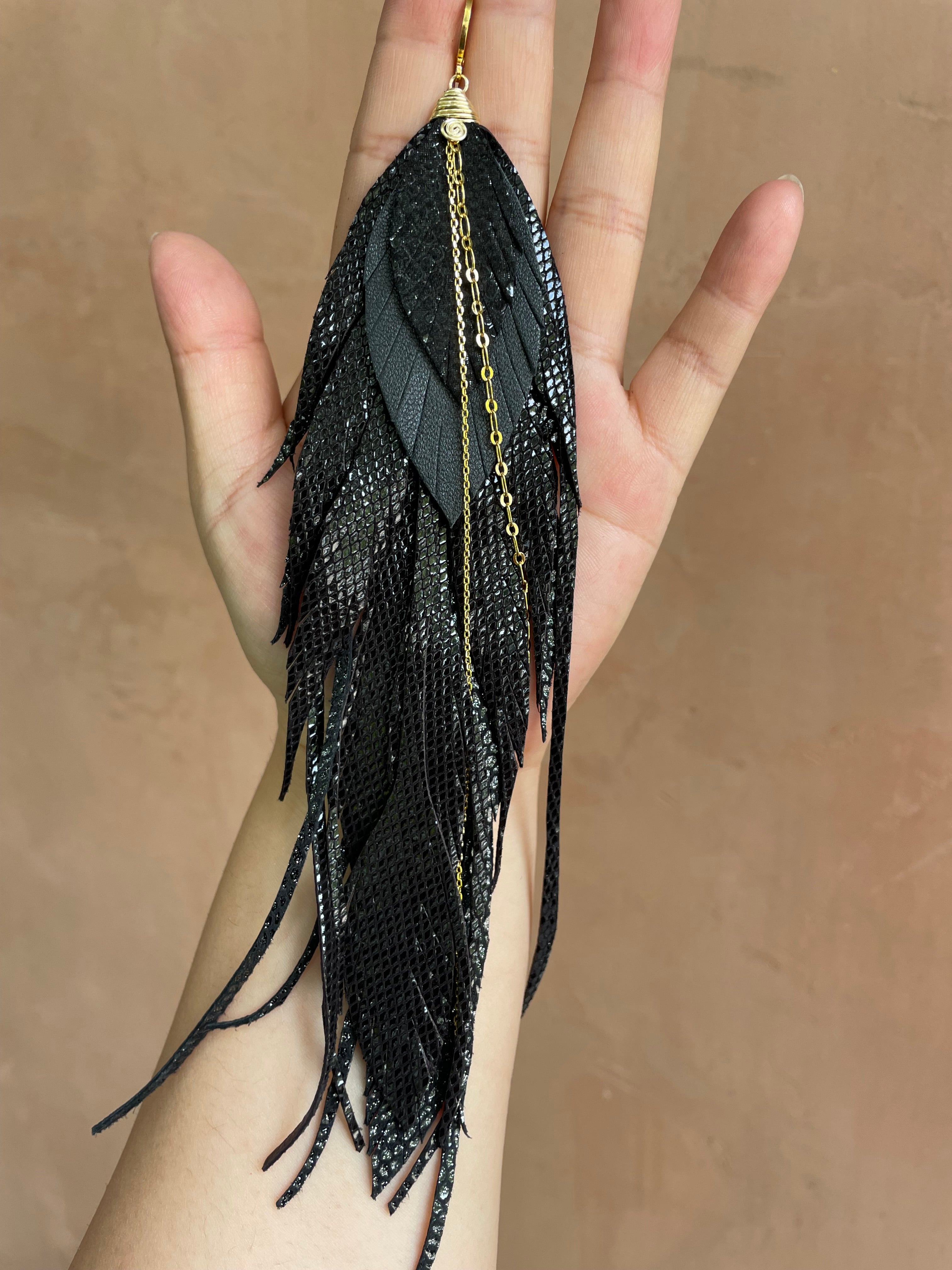Aretes Maxi Cuervo Negro