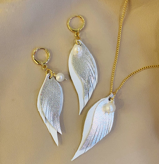 Conjunto de Aretes Ala de Angel Blanco