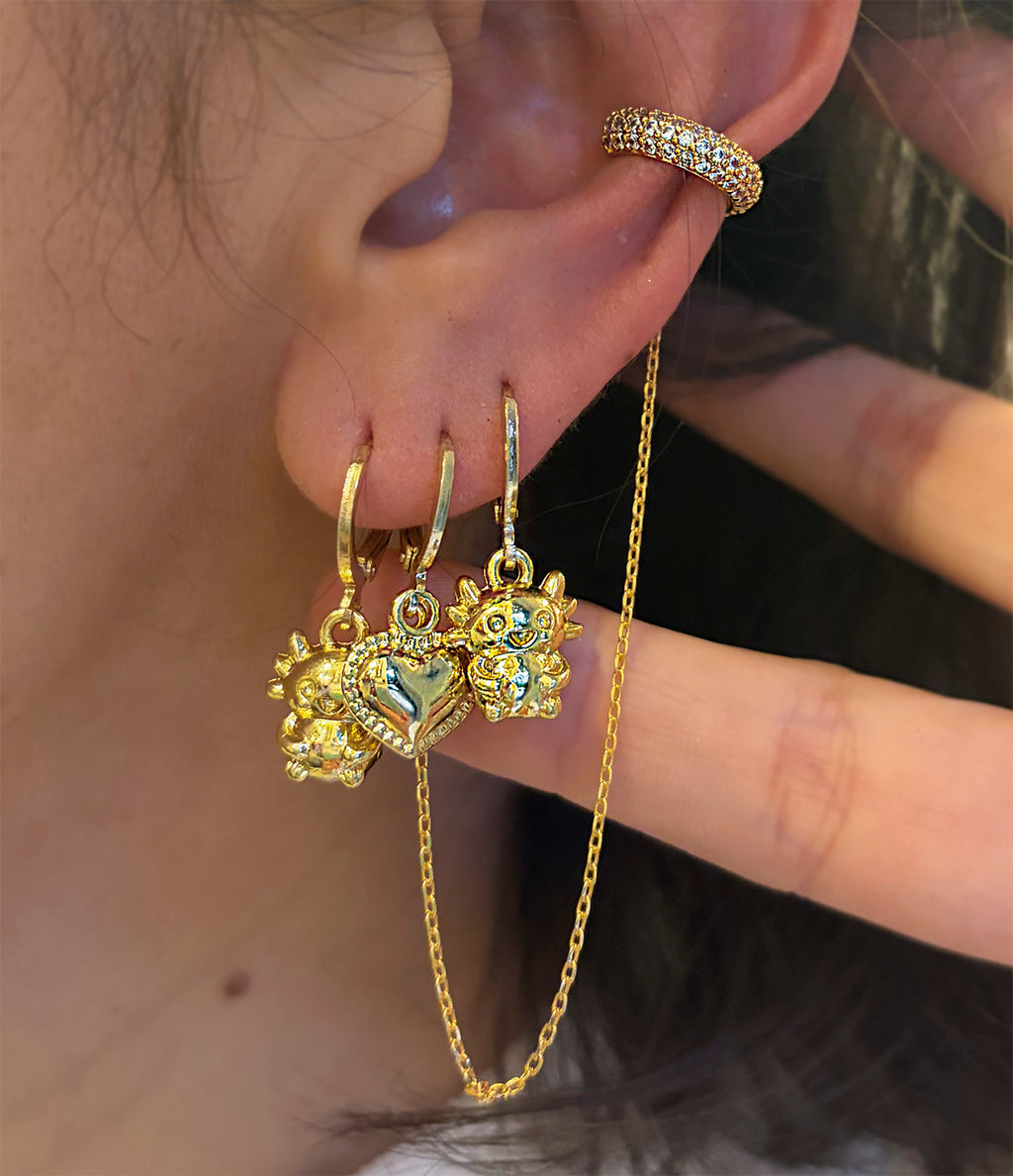 Aretes Huggies Ajolote