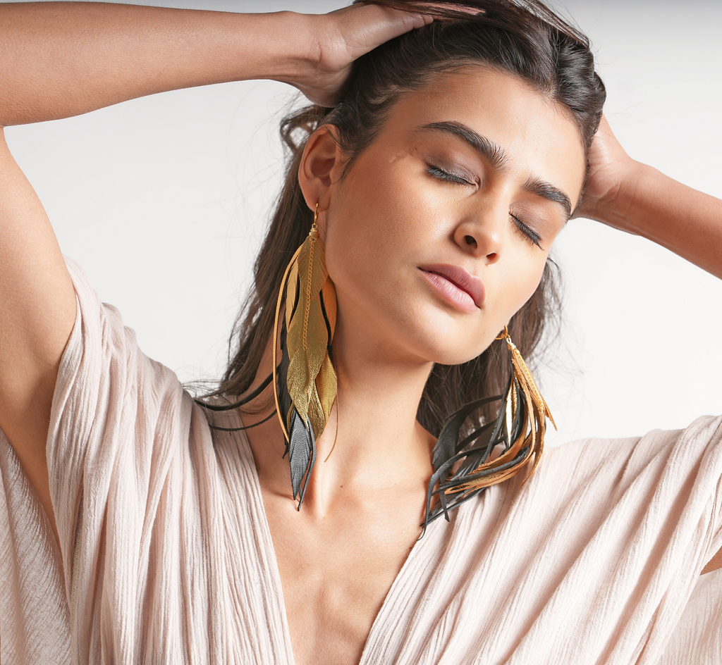 Aretes Maxi Raven Gold