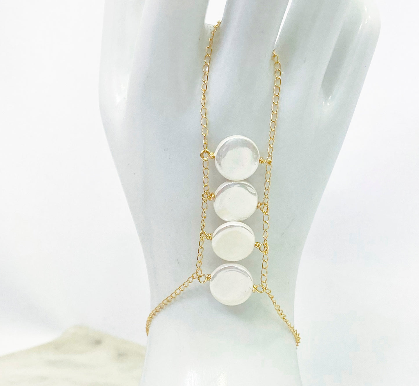 Cadena de mano White Pearl