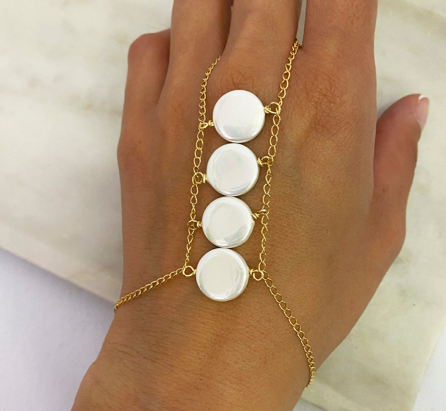 Cadena de mano White Pearl