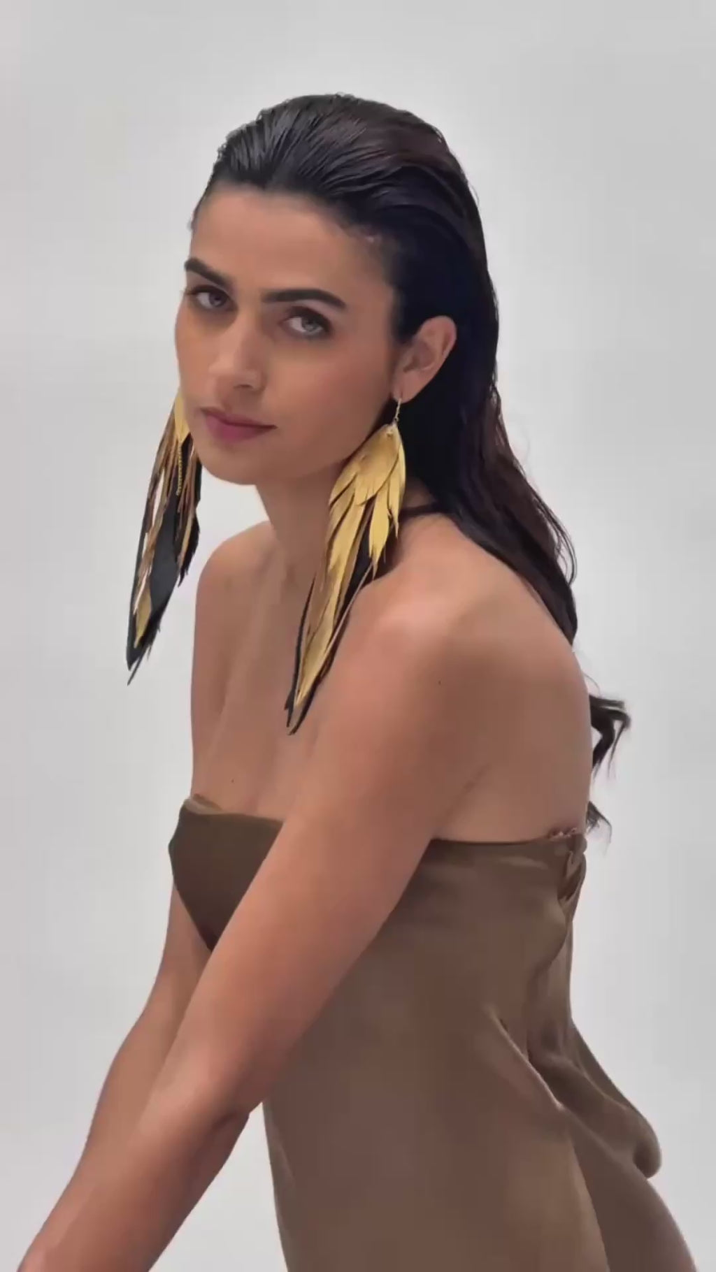 Aretes Maxi Raven Gold