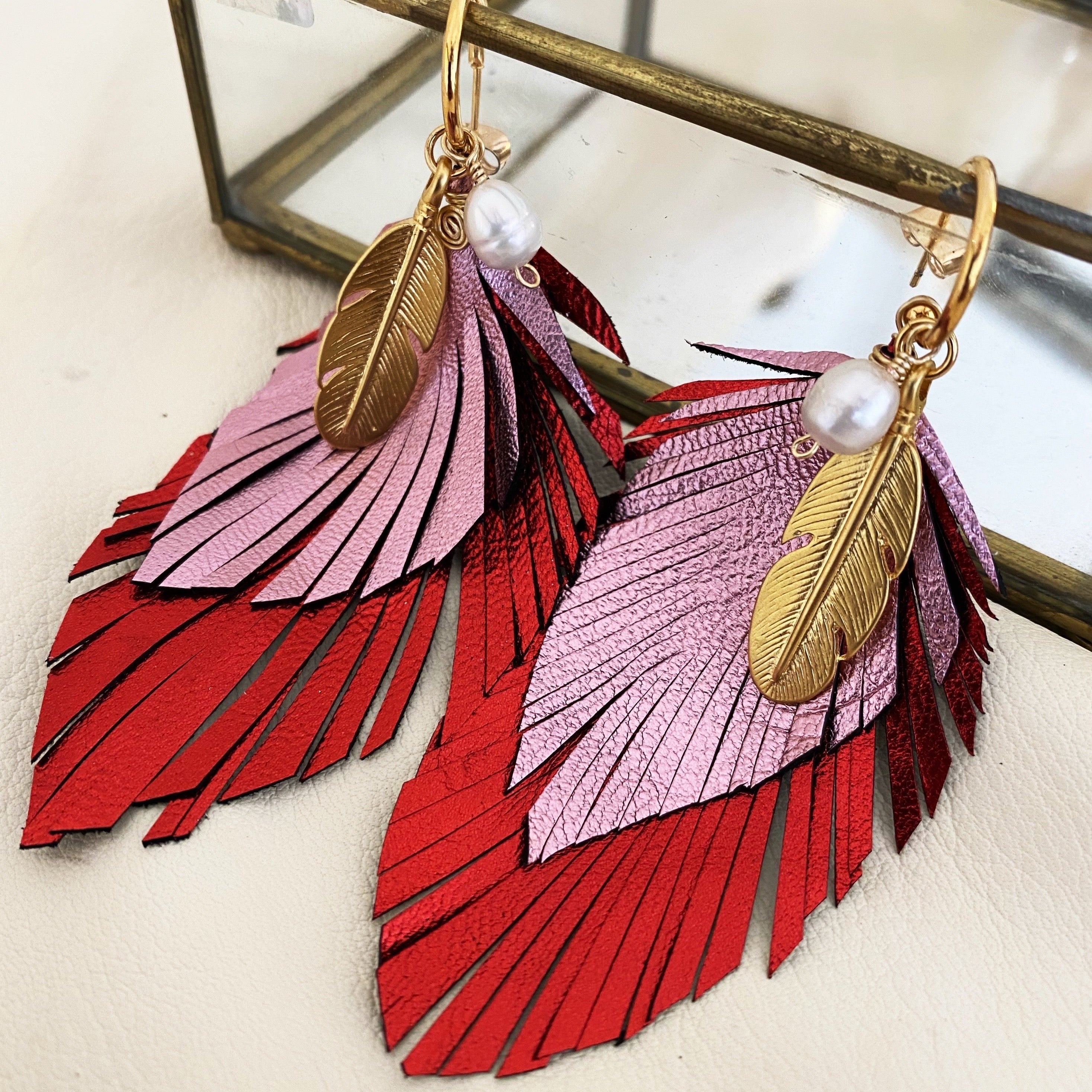 Arracadas Cardenal Red Charm